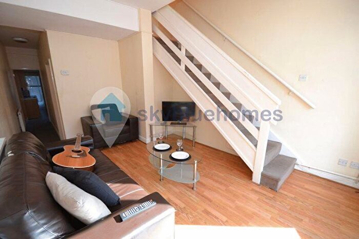 4 Bedroom Terraced House To Rent In Wilberforce Road, Leicester, LE3