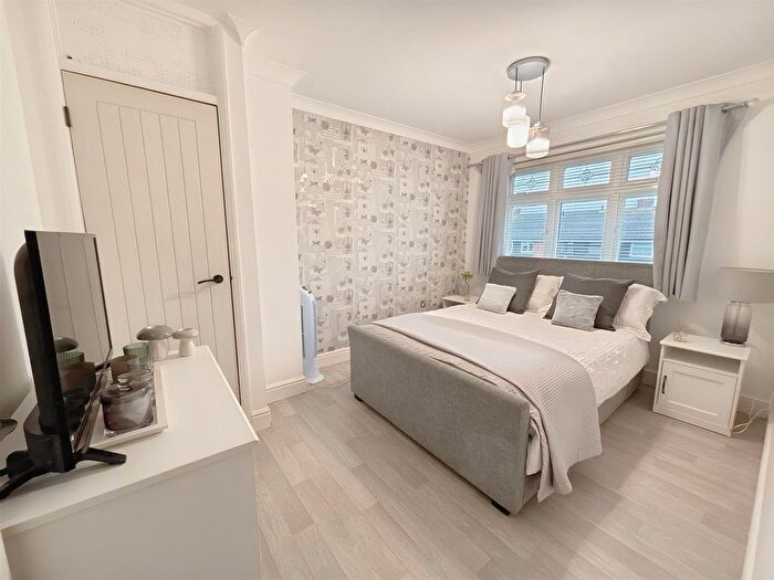 3 Bedroom Terraced House For Sale In Boyce Road, Stanford-Le-Hope, SS17
