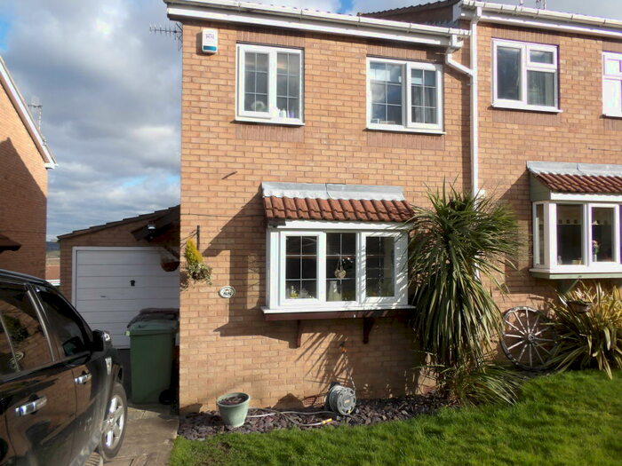2 Bedroom House To Rent In Nottingham Drive, Wingerworth, S42