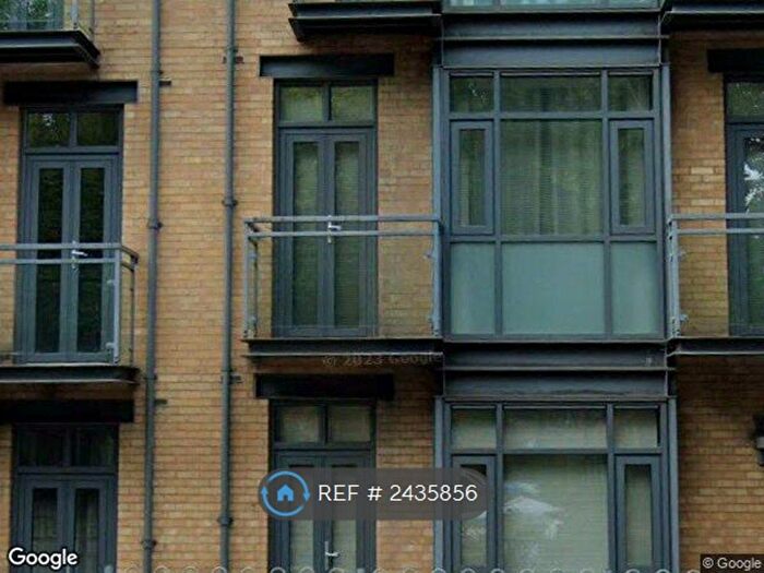 2 Bedroom Flat To Rent In Putney Bridge Road, London, SW18