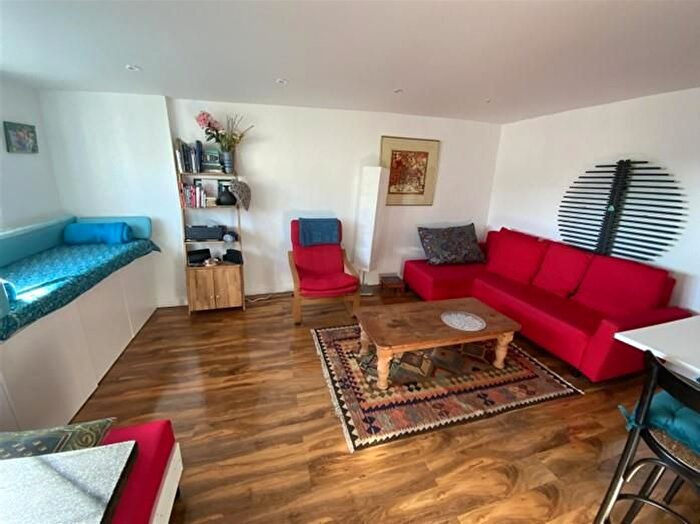 1 Bedroom Flat To Rent In New Steine, Brighton, BN2