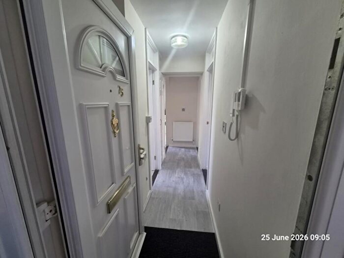 1 Bedroom Flat To Rent In Billesley, Birmingham, West Midlands, B13