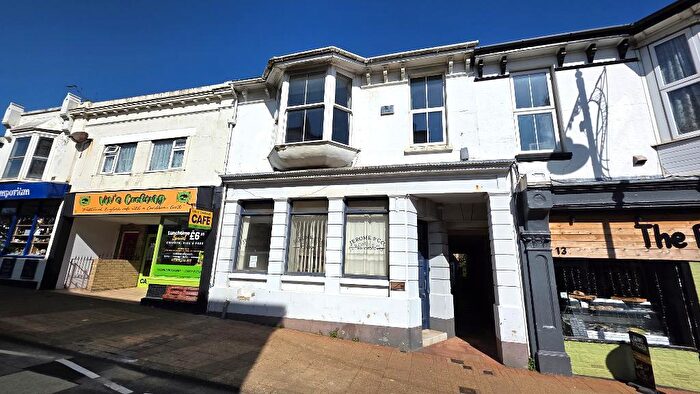 3 Bedroom Maisonette For Sale In High Street, Sandown, Isle Of Wight, PO36