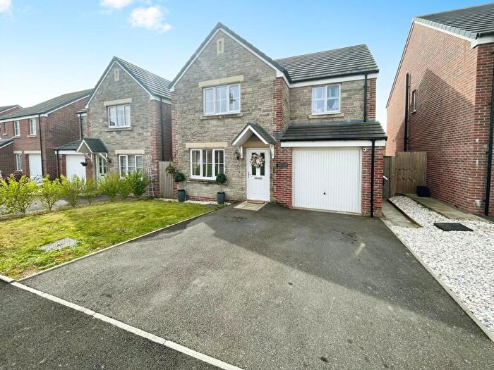 4 Bedroom Detached House For Sale In Clos Y Fran, Coity, Bridgend, CF35