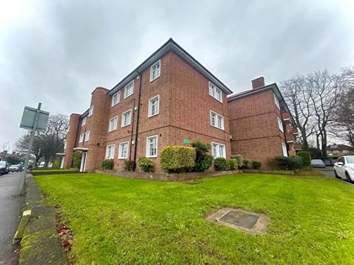 2 Bedroom Flat To Rent In Acre Lane, Loraine House Acre Lane, SM6