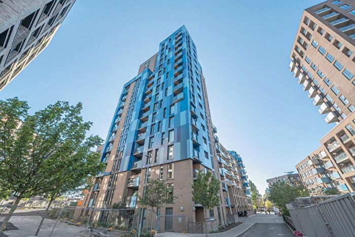 1 Bedroom Flat For Sale In Parkside Avenue, London, SE10