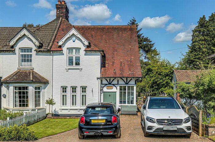 3 Bedroom Semi-Detached House For Sale In Palace Road, Westerham, TN16