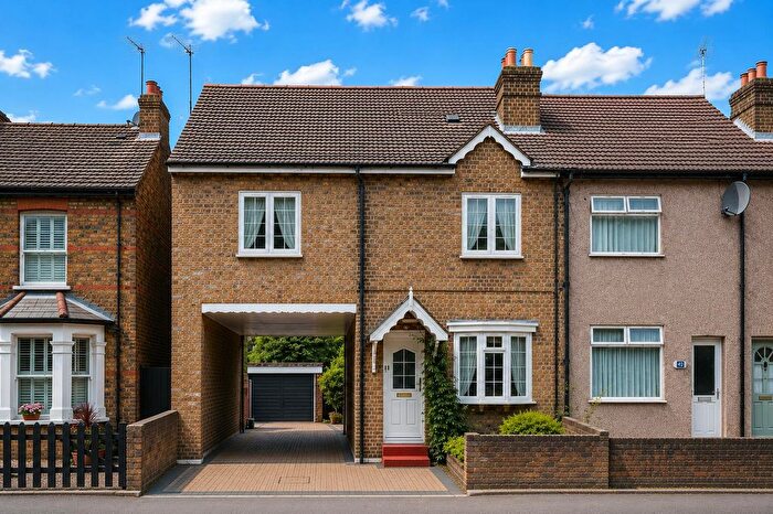 4 Bedroom End Of Terrace House For Sale In Colham Avenue, Yiewsley, West Drayton, UB7