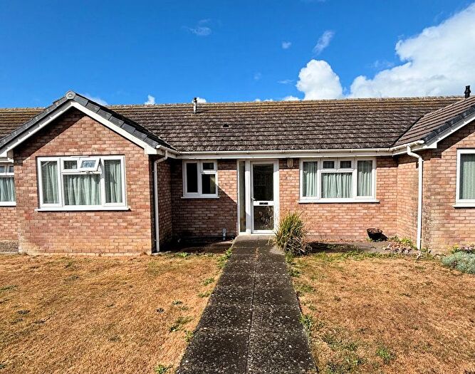2 Bedroom Terraced Bungalow For Sale In Warwick Place, Tywyn, LL36
