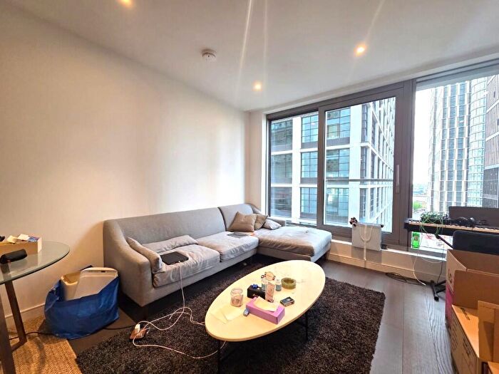 1 Bedroom Flat For Sale In Park Drive, Canary Wharf, London, E14