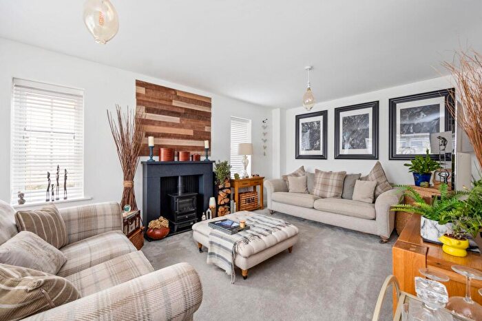 5 Bedroom Detached House For Sale In Bentley Gardens, Broadbridge Heath, RH12