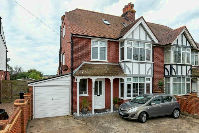 4 Bedroom Semi-Detached House For Sale In New Road, Rye, TN31