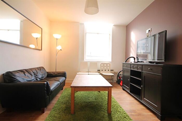 2 Bedroom Apartment To Rent In St Andrews Street, City Centre, NE1