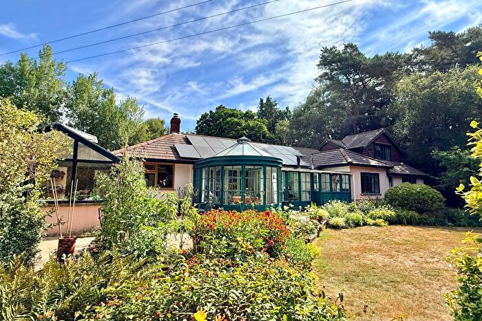 4 Bedroom Detached House For Sale In Grange Road, St. Leonards, BH24