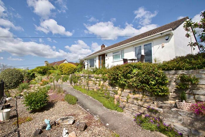 2 Bedroom Detached Bungalow For Sale In The Roman Way, Glastonbury, BA6
