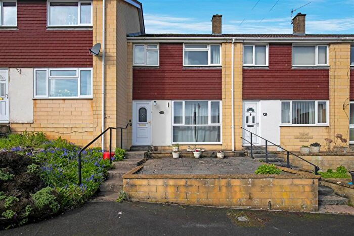 3 Bedroom Terraced House For Sale In Hillcrest Drive, Bath, BA2