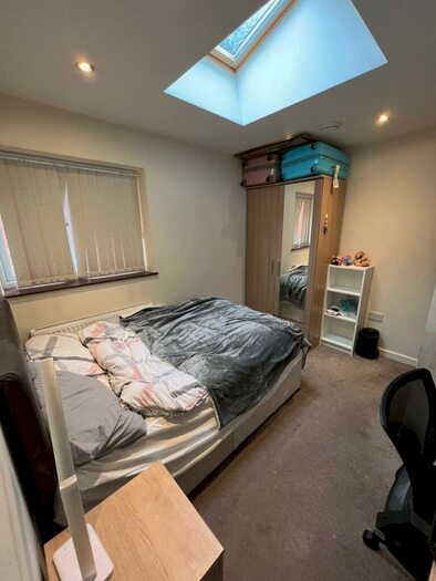 6 Bedroom Semi-Detached House To Rent In Old Mill Avenue, Canley, Coventry, CV4