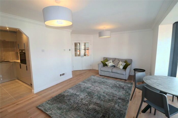 2 Bedroom Apartment For Sale In Symphony Court, Sheepcote Street, Birmingham, B16