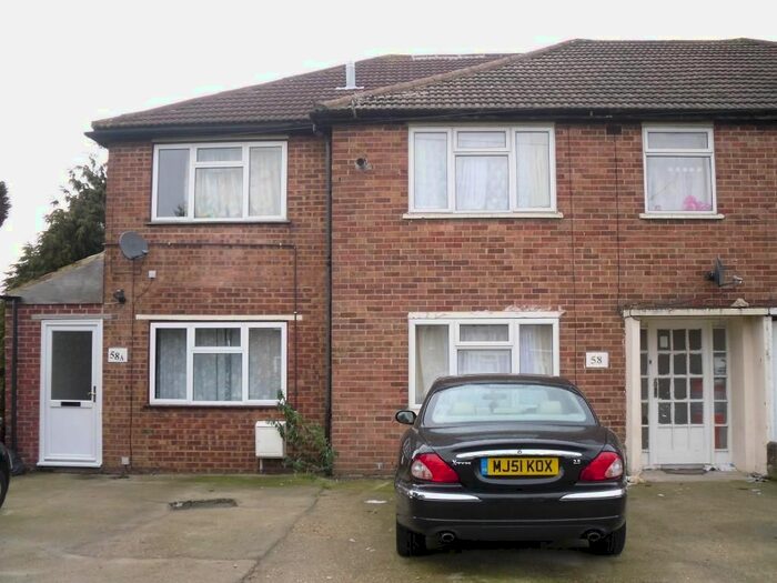 3 Bedroom Flat To Rent In Balmoral Drive, Hayes, UB4