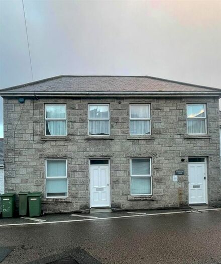 1 Bedroom Maisonette To Rent In Fore Street, Newlyn, Penzance, TR18