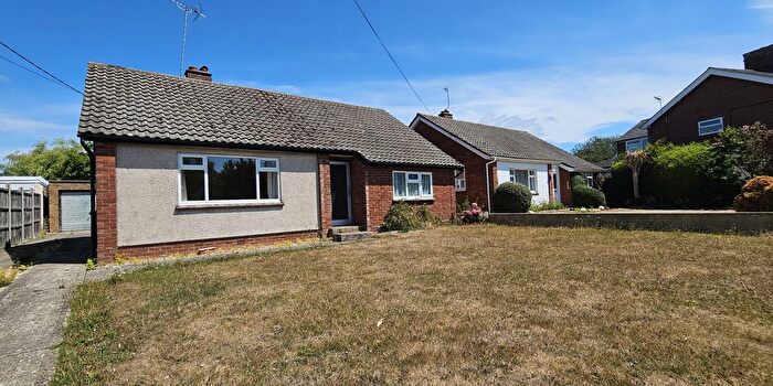 3 Bedroom Detached Bungalow For Sale In Bergholt Road, Manningtree, CO11