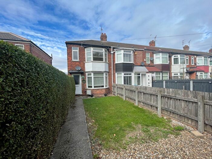 2 Bedroom End Of Terrace House To Rent In County Road South, Hull, East Yorkshire, HU5
