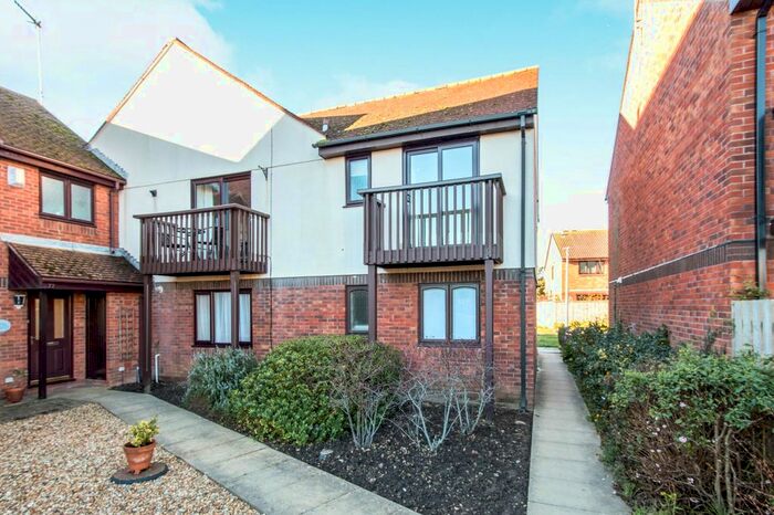 1 Bedroom Flat To Rent In Catalina Drive, Poole, BH15