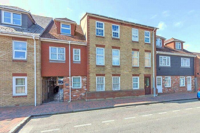 Apartment To Rent In Ronalds Court, East Street, Sittingbourne, Kent, ME10
