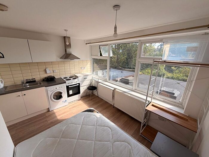 Studio To Rent In Folkestone, Walthamstow, E17