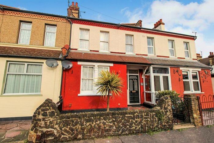 2 Bedroom Terraced House To Rent In South Avenue, Southchurch Village, SS2