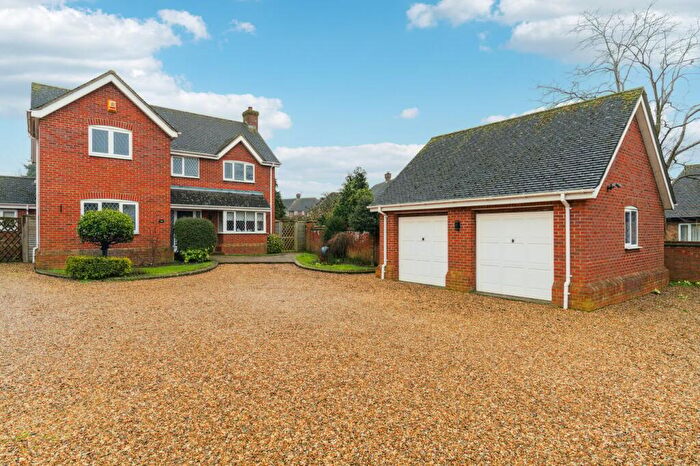 4 Bedroom Detached House For Sale In High Street, Arlesey, SG15