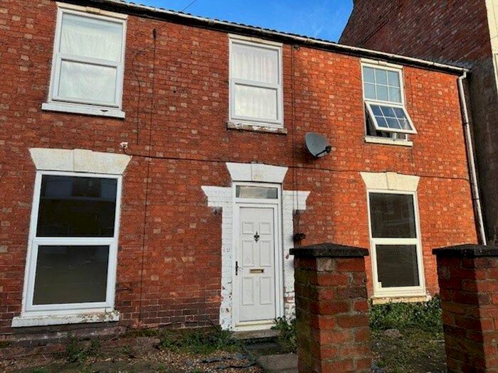 2 Bedroom Flat To Rent In Green Lane, Kettering, NN16