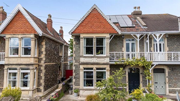 3 Bedroom Semi Detached House For Sale In Beaconsfield Road, Knowle, Bristol, BS4