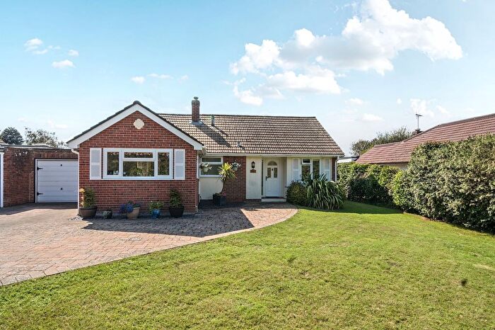 3 Bedroom Detached Bungalow For Sale In Sea Lane, Pagham, Bognor Regis, PO21