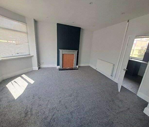 3 Bedroom Terraced House To Rent In Deepdale Avenue, Middlesbrough, TS4