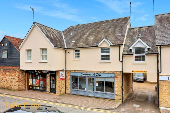 2 Bedroom Flat To Rent In Church Street, Ware, SG12