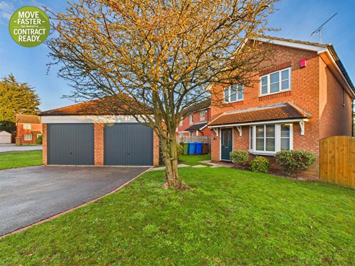 3 Bedroom Detached House For Sale In Nursery Court, Brough, HU15