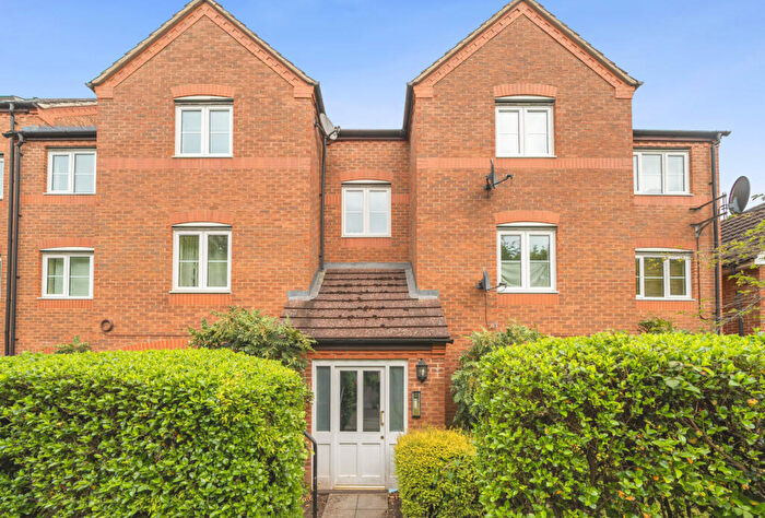 2 Bedroom Apartment For Sale In Sherwood Place, Headington, Oxford, OX3
