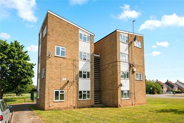 2 Bedroom Apartment For Sale In Fairfax Court, St. Neots, Cambridgeshire, PE19