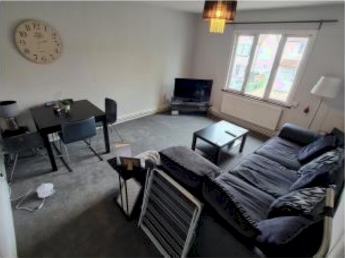 2 Bedroom Flat To Rent In Gander Green Lane, Sutton, SM1