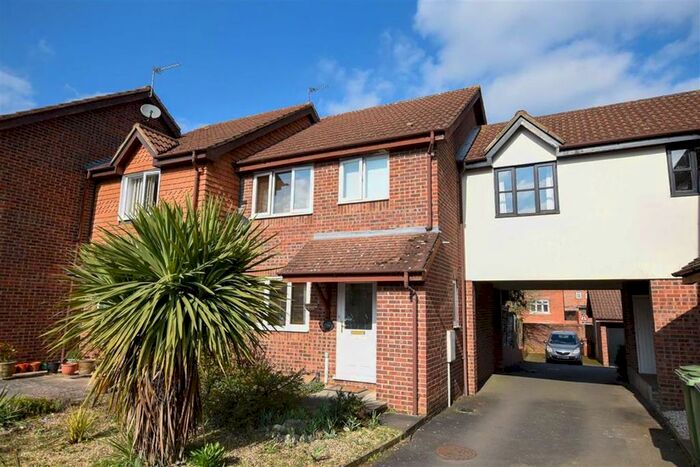 3 Bedroom Terraced House To Rent In Buckwell Close, Wellingborough NN8