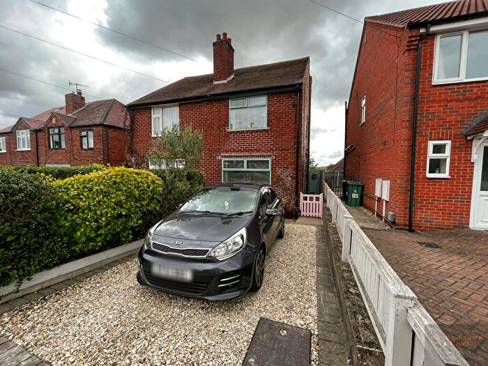 3 Bedroom Semi-Detached House For Sale In Holbrook Street, Heanor, Derbyshire, DE75