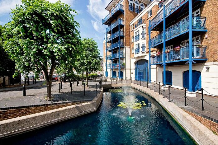 1 Bedroom Apartment To Rent In Victory Place, E14