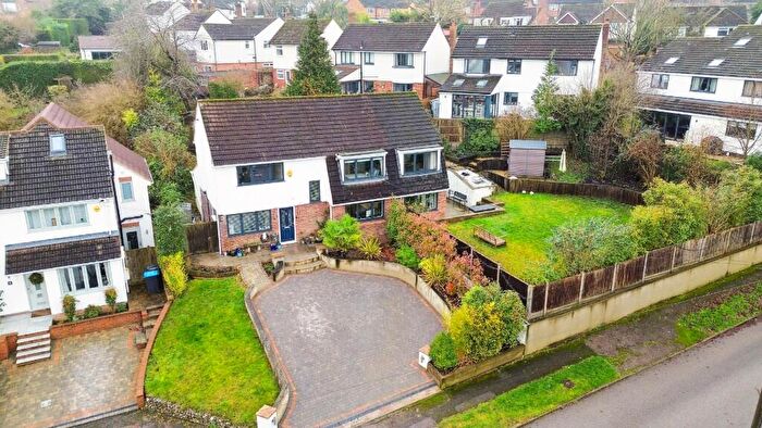 4 Bedroom Detached House For Sale In Whitewood Road, Berkhamsted, Hertfordshire, HP4