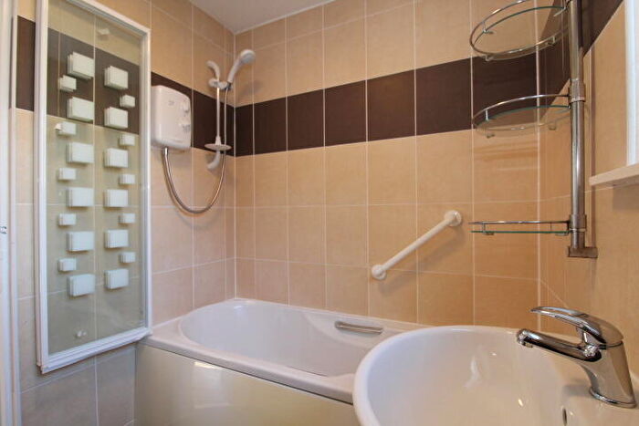 1 Bedroom Terraced Bungalow To Rent In Hardmuir Gardens, Kirkintilloch, G66