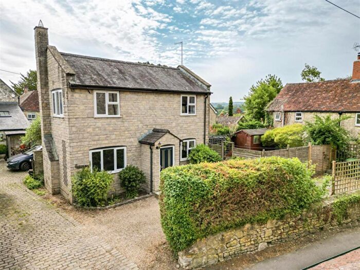 2 Bedroom Detached House To Rent In The Quarry, Tisbury, SP3