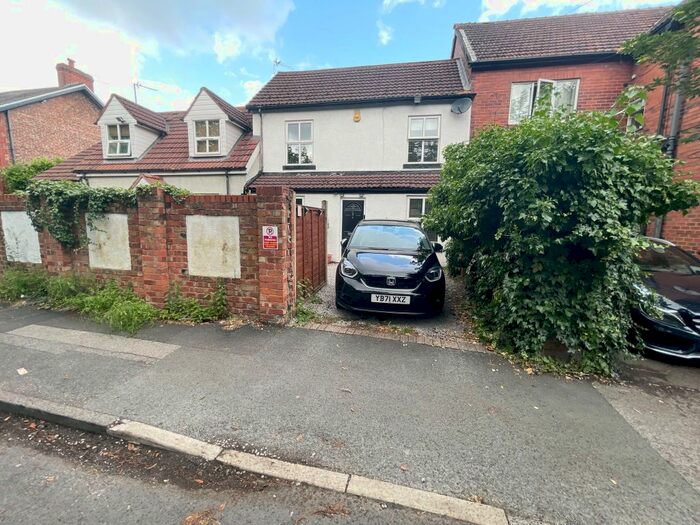 3 Bedroom Terraced House To Rent In Brookfield Avenue, Timperley, WA15