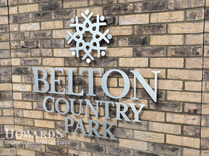 3 Bedroom Coach House To Rent In Rose Farm Residential Park, Great Yarmouth, NR31