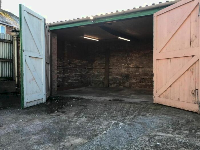 1 Bedroom Land To Rent In Bicester Road, Aylesbury, HP19