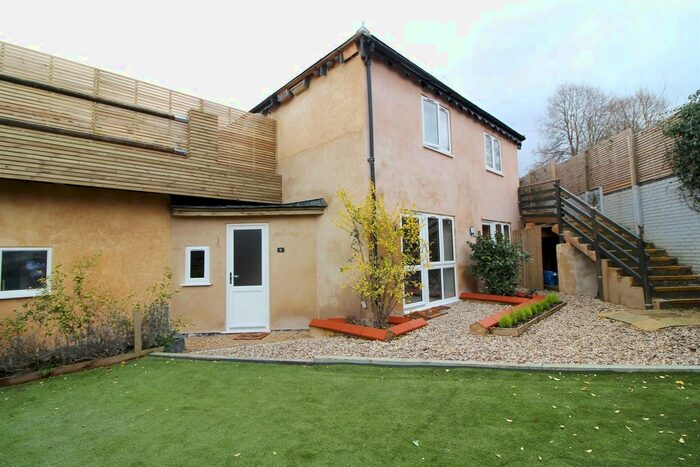 1 Bedroom Studio To Rent In Canal Way, Reading, RG1